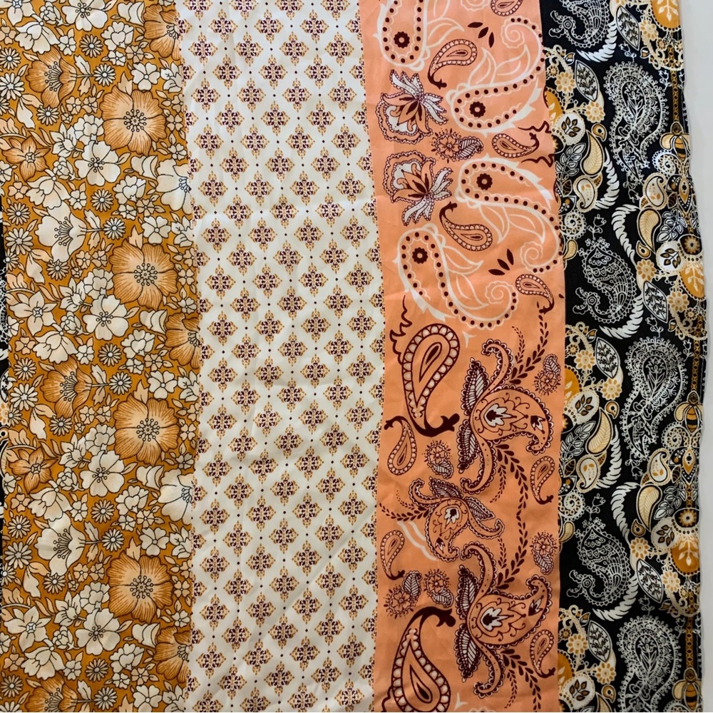 Scarf - Picture 4 of 5
